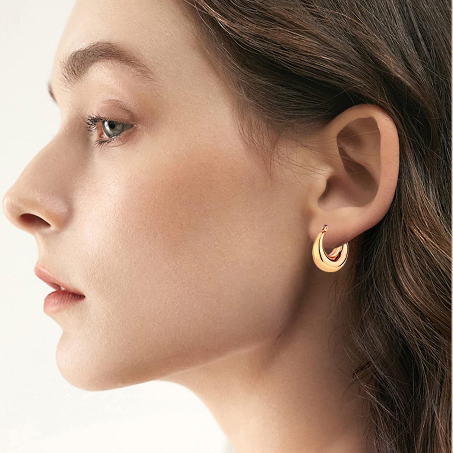 6 Pairs 14K Gold Plated Chunky Hoop Earrings Set for Women – Lightweight Twisted Huggie Hoops Multipack