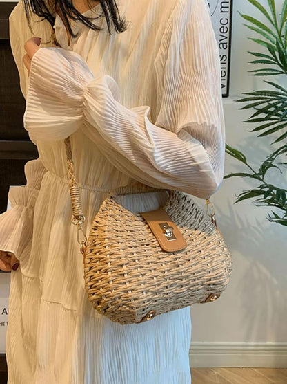Chic Handmade Straw Woven Beach Clutch - Perfect Summer Accessory for Women