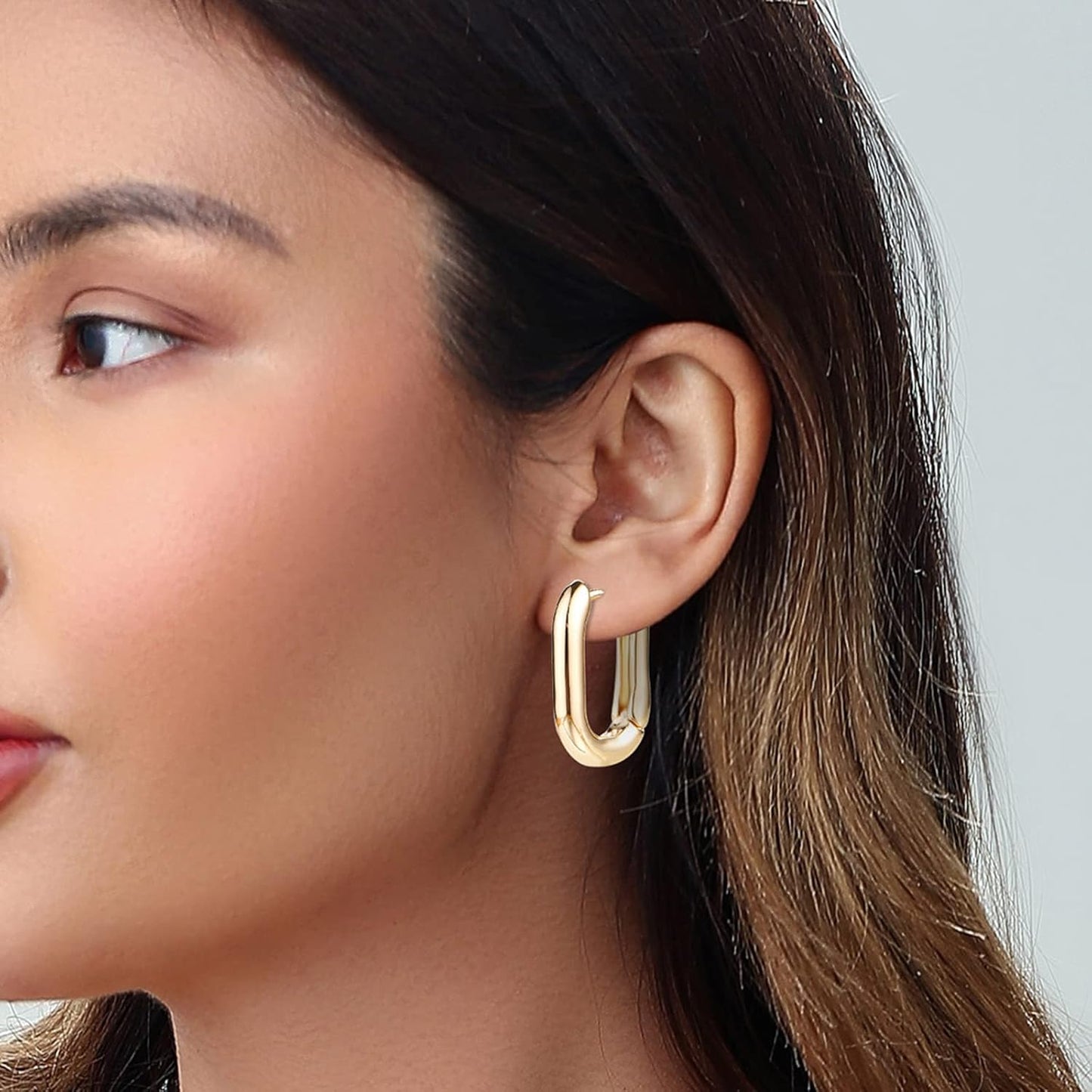 6 Pairs 14K Gold Plated Chunky Hoop Earrings Set for Women – Lightweight Twisted Huggie Hoops Multipack